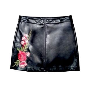 Boom Boom Jeans BBJ Faux Leather Flower Skirt